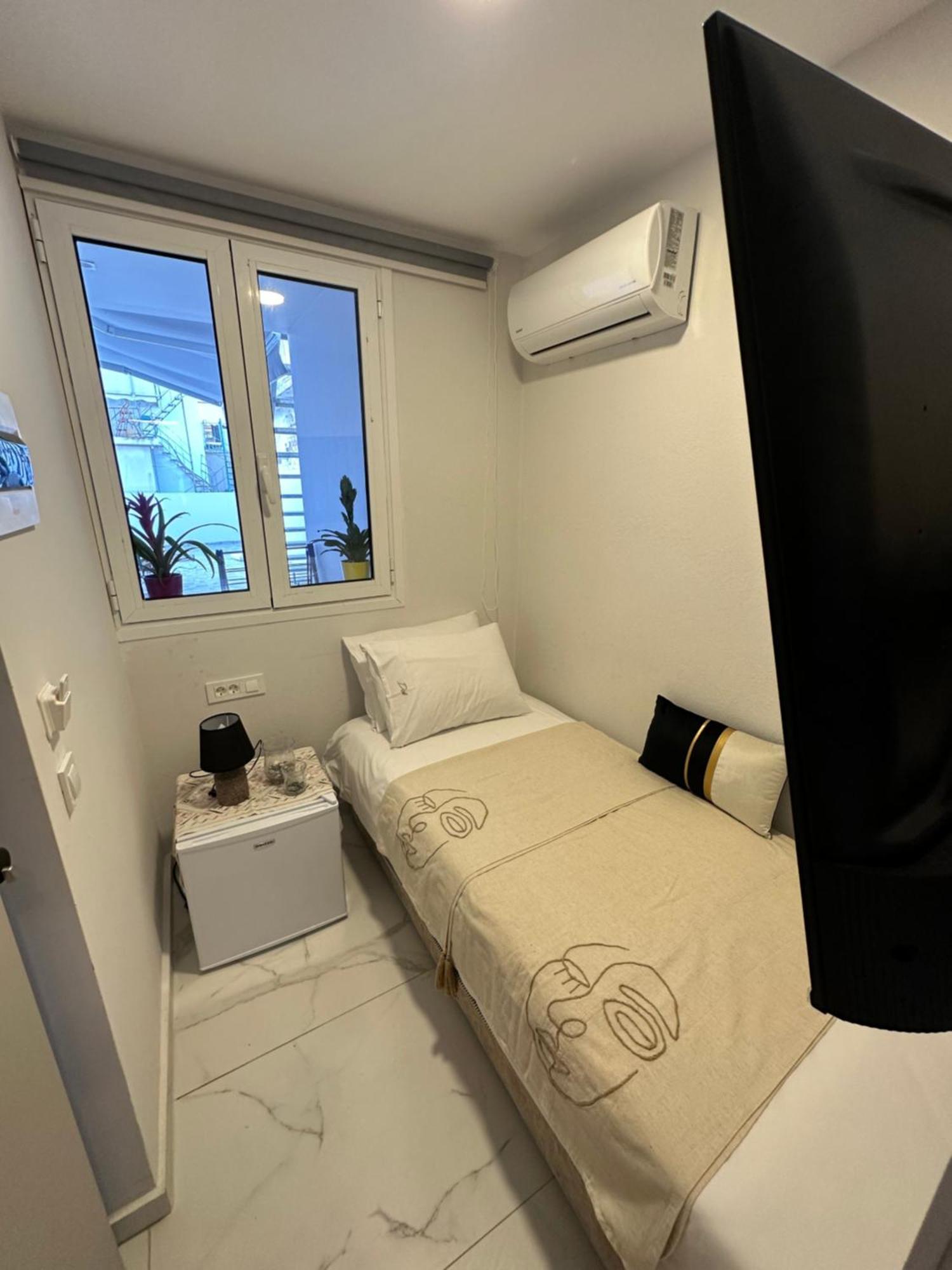 Amina Apartments Zakynthos Town Exterior photo