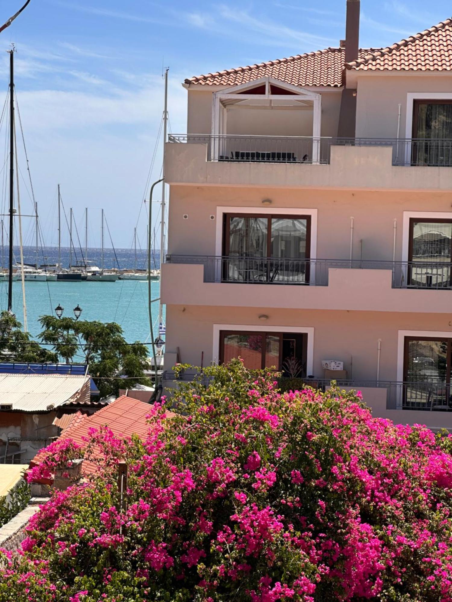 Amina Apartments Zakynthos Town Exterior photo